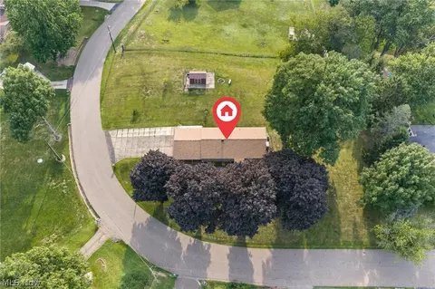 3625 Alpine St NE, Canton, OH 44721 photo 2