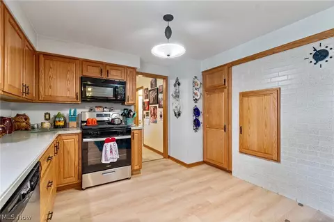 3625 Alpine St NE, Canton, OH 44721 photo 12