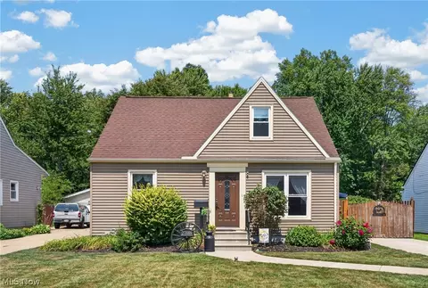 23888 Lucille Dr, North Olmsted, OH 44070