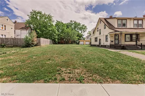 3391 E 121st St, Cleveland, OH 44120