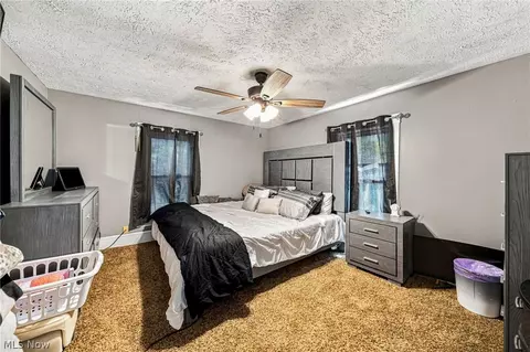 Bedroom - 4802 N Bend Rd, Ashtabula, OH 44004 photo 1 of 5