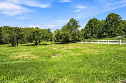 Exterior - 4802 N Bend Rd, Ashtabula, OH 44004 photo 7 of 7