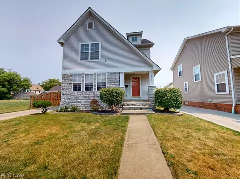 2147 Tucks Track Dr, Cleveland, OH 44102