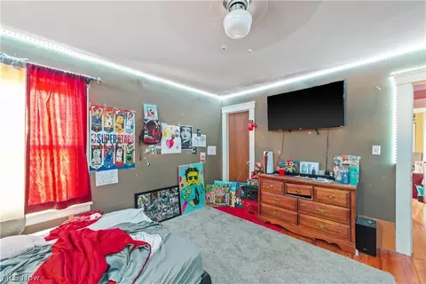 Bedroom - 1202 Middle Ave, Elyria, OH 44035 photo 6 of 12