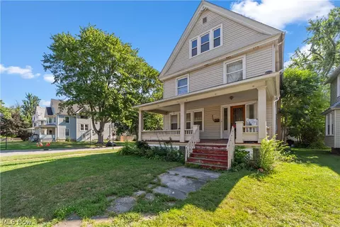 Exterior - 1202 Middle Ave, Elyria, OH 44035 photo 2 of 3