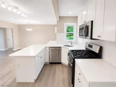 Kitchen - 1275 Hillside Rd, Seven Hills, OH 44131 photo 2 of 2