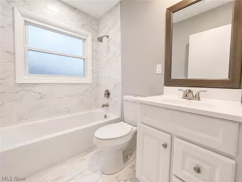 Bath - 1275 Hillside Rd, Seven Hills, OH 44131 photo 2 of 2