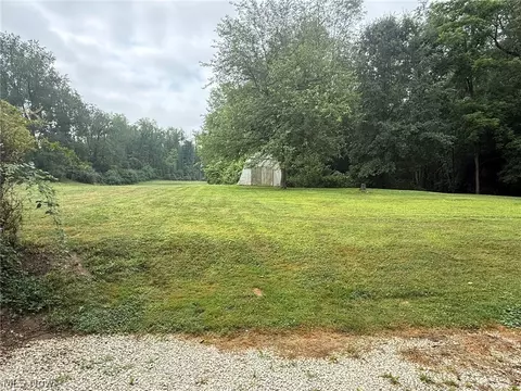 Exterior - 980 Killinger Rd, Clinton, OH 44216 photo 6 of 20