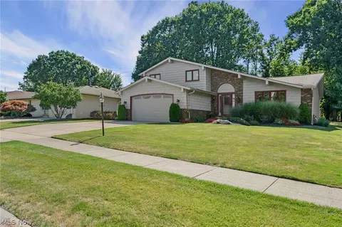 Exterior - 7288 Rita Dr, Independence, OH 44131 photo 3 of 10