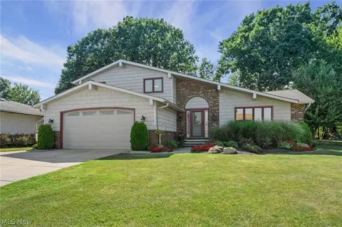 Exterior - 7288 Rita Dr, Independence, OH 44131 photo 4 of 10