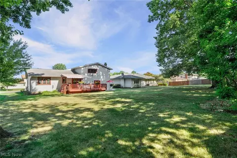 Exterior - 7288 Rita Dr, Independence, OH 44131 photo 8 of 10