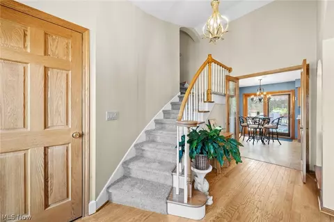 Entry Way - 7288 Rita Dr, Independence, OH 44131 photo 2 of 3