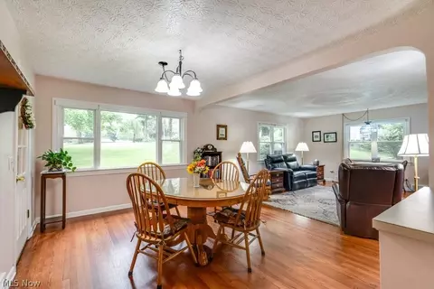 Dining - 4033 State Rd, Akron, OH 44319 photo 1 of 3