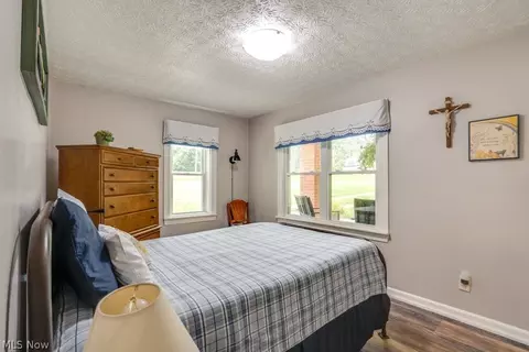 Bedroom - 4033 State Rd, Akron, OH 44319 photo 2 of 4