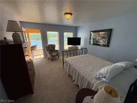 Bedroom - 1047 Lode Star Dr, Roaming Shores, OH 44085 photo 1 of 4
