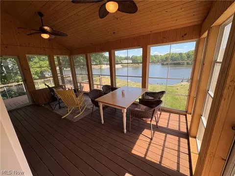 Exterior - 1047 Lode Star Dr, Roaming Shores, OH 44085 photo 7 of 7