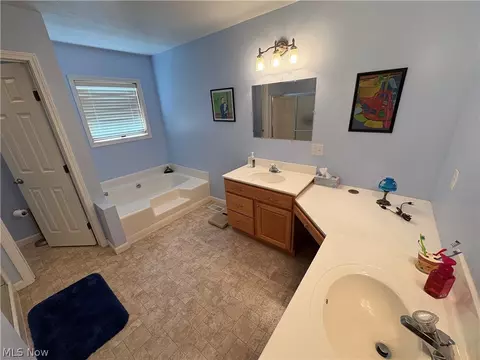 Bath - 1047 Lode Star Dr, Roaming Shores, OH 44085 photo 1 of 1