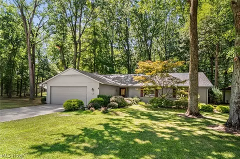 5184 N Barton Rd, North Ridgeville, OH 44039