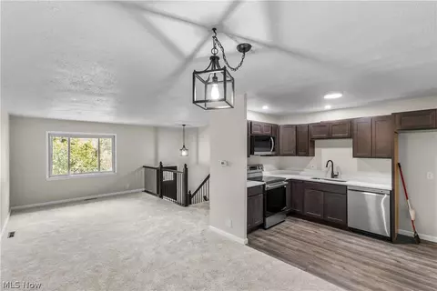 335 Chestnut St, Andover, OH 44003 photo 6