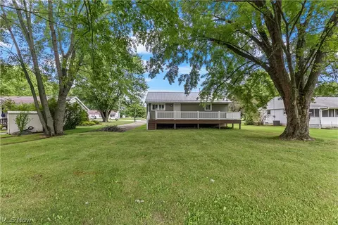 335 Chestnut St, Andover, OH 44003 photo 18