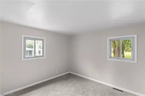 335 Chestnut St, Andover, OH 44003 photo 15
