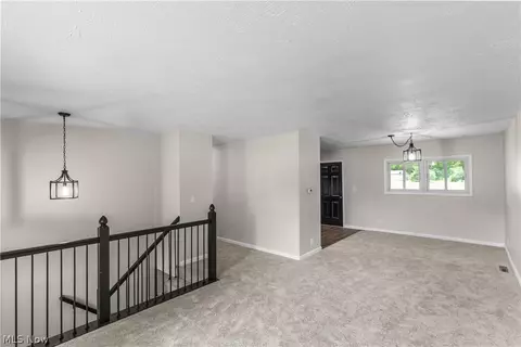 335 Chestnut St, Andover, OH 44003 photo 5