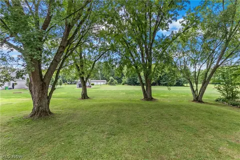 335 Chestnut St, Andover, OH 44003 photo 17