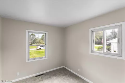 335 Chestnut St, Andover, OH 44003 photo 11