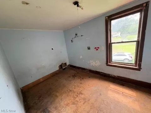Bedroom - 61 Ely St, Alliance, OH 44601 photo 1 of 3
