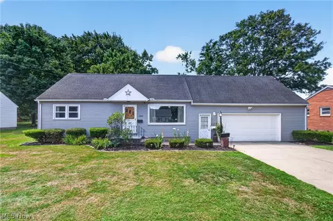 3522 State St NW, North Canton, OH 44720