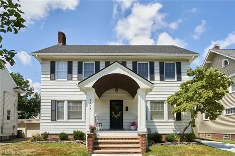 1658 Saint Charles Ave, Lakewood, OH 44107