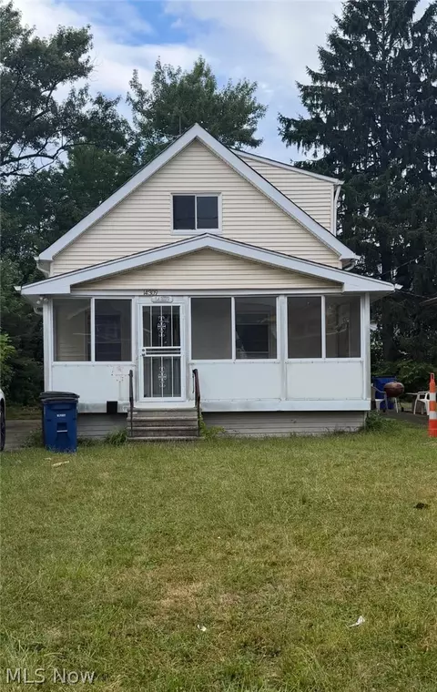 14309 Glendale Ave, Cleveland, OH 44128