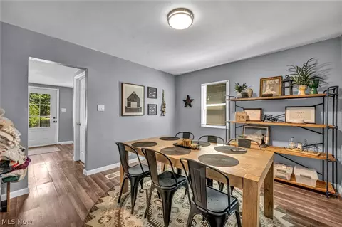 Dining - 1007 Lake Ave, Elyria, OH 44035 photo 1 of 4