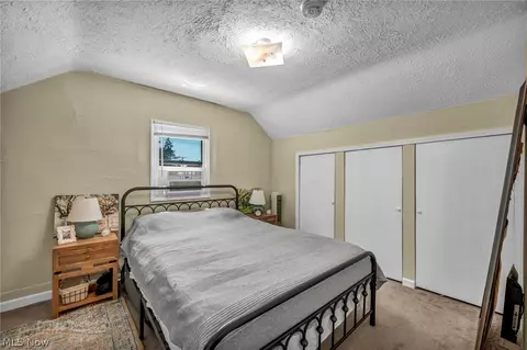 Bedroom - 1007 Lake Ave, Elyria, OH 44035 photo 1 of 7