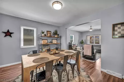 Dining - 1007 Lake Ave, Elyria, OH 44035 photo 2 of 4
