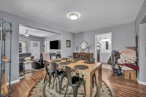 Dining - 1007 Lake Ave, Elyria, OH 44035 photo 3 of 4