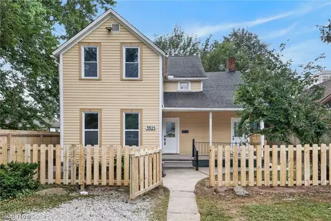 3925 Bridge Ave, Cleveland, OH 44113