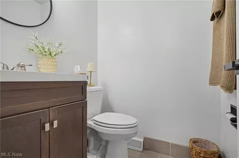 Bath - 1260 Boardman Canfield Rd #6, Boardman, OH 44512 photo 1 of 3