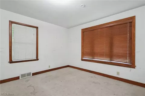 Bedroom - 683 Sunset Blvd, Mansfield, OH 44907 photo 3 of 4