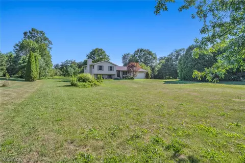 2642 Blake Rd, Wadsworth, OH 44281 photo 9