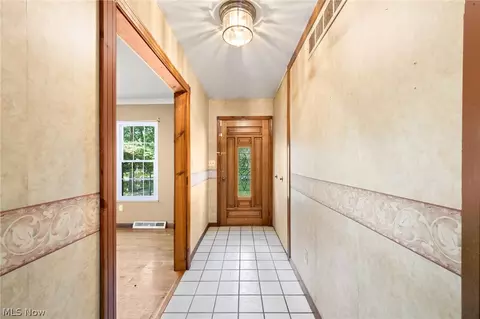 Entry Way - 2214 Conwill Rd, Stow, OH 44224 photo 1 of 1