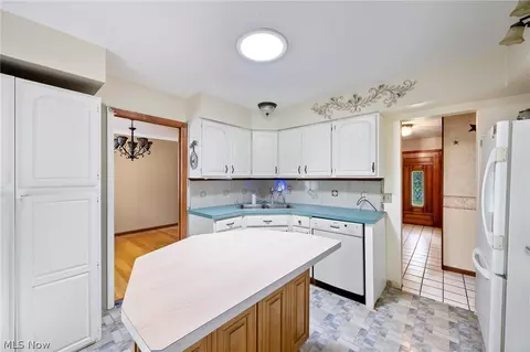 Kitchen - 2214 Conwill Rd, Stow, OH 44224 photo 1 of 3