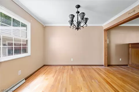 Living - 2214 Conwill Rd, Stow, OH 44224 photo 4 of 7