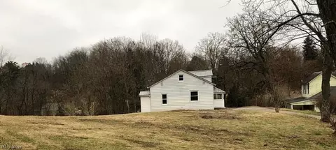 7549 Manila Rd, Cambridge, OH 43725