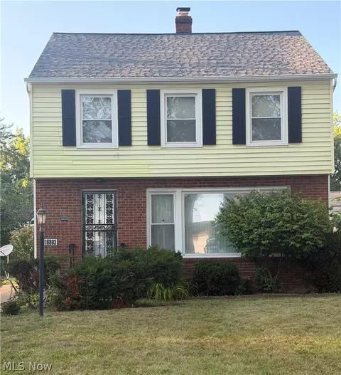 16803 Eldamere, Cleveland, OH 44128