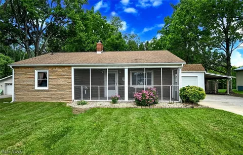 3437 Heckman St NW, Uniontown, OH 44685
