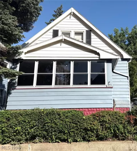 2515 E 109th St, Cleveland, OH 44104