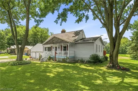 3310 Mayfair Rd, Akron, OH 44312