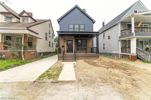 1886 Woodlawn Ave, Cleveland, OH 44112
