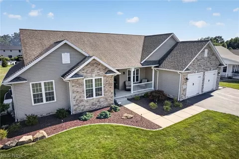 Exterior - 4875 Tree Line Trl, New Middletown, OH 44442 photo 9 of 9